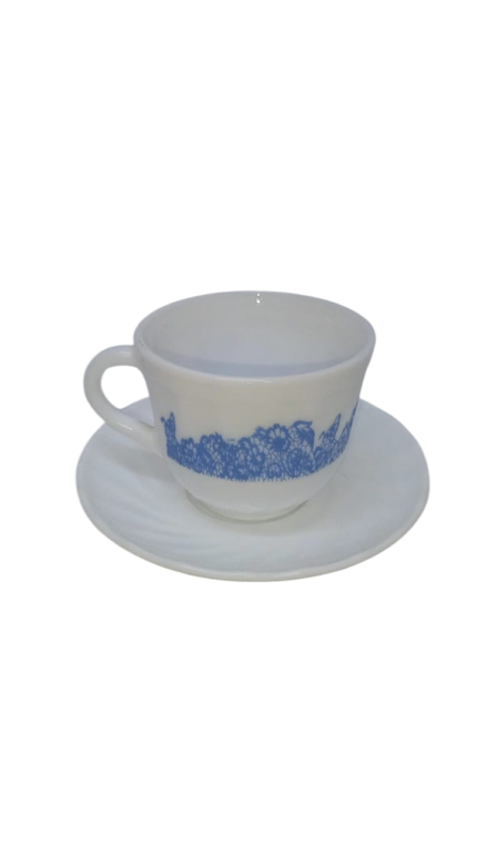 Emirati cup and plate