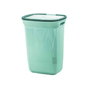 Laundry basket with lid