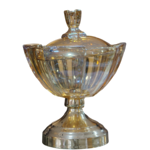 Glass bonbonnière, with a graduated rim