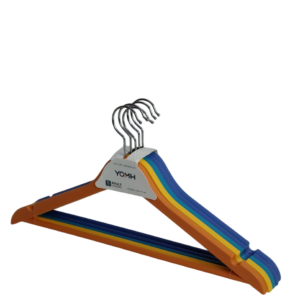 Plastic and wooden hangers, 5 pieces
