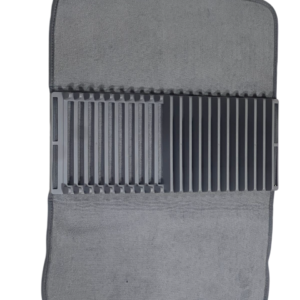 Drying towel with strainer