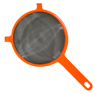 Large plastic strainer with handle