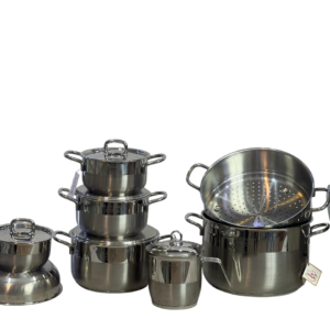 Silver stainless steel cookware set, 14 pieces