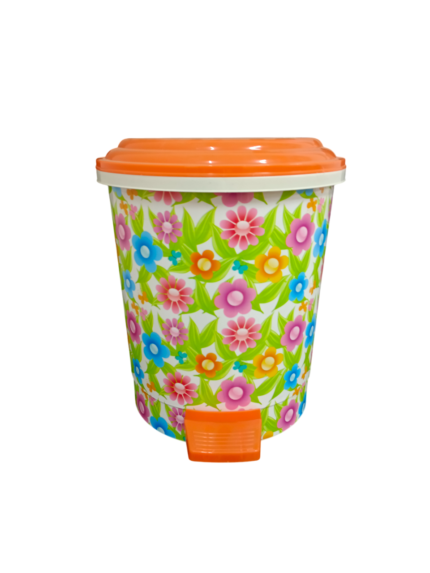 Small trash bin