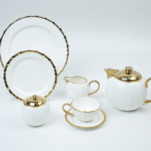 طقم شاى وجاتوه، كريستال