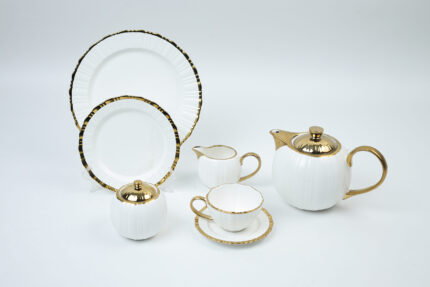 طقم شاى وجاتوه، كريستال