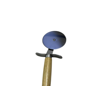 Pizza cutter with wooden handle