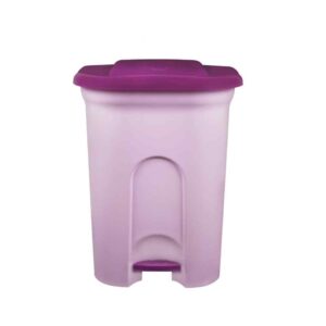 trash bin with a lid