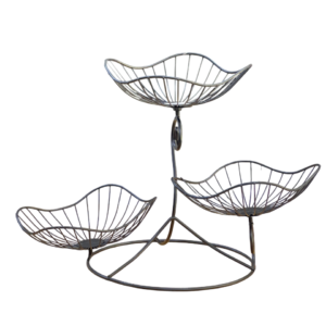 طبق فاكهه شجره اسود