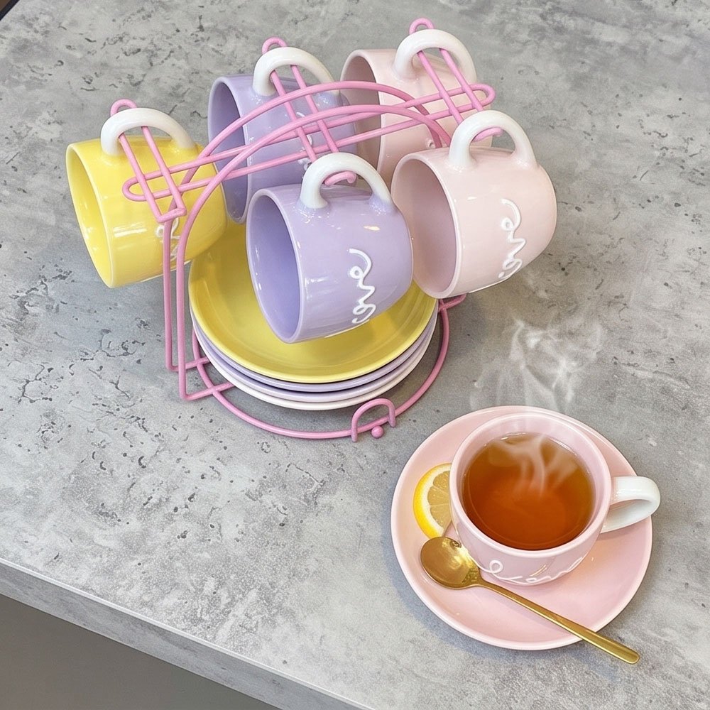 Colors 19 Set of 4 Coffee Cups with Saucers & Pink Metal Stand Love Print Pastel - Image 4
