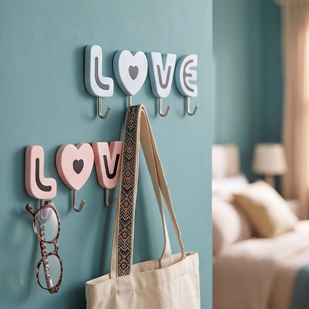 طقم علاقات حائط لاصقة شكل حروف LOVE للمفاتيح والأغراض الخفيفة بديكور أنيق - الصورة 4