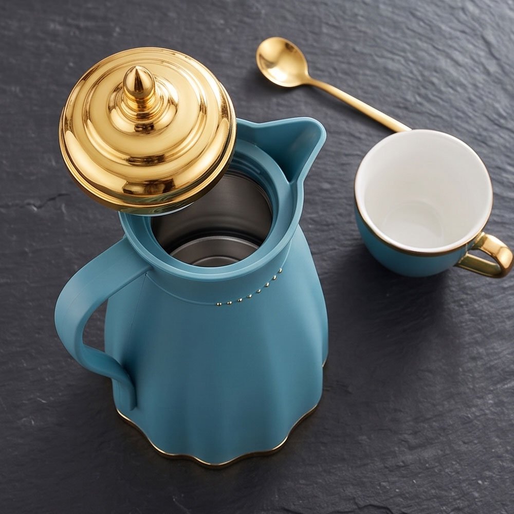 Matt Dress Design Insulated Vacuum Thermos Flask - 1 Liter Blue with Gold Accents - Image 4