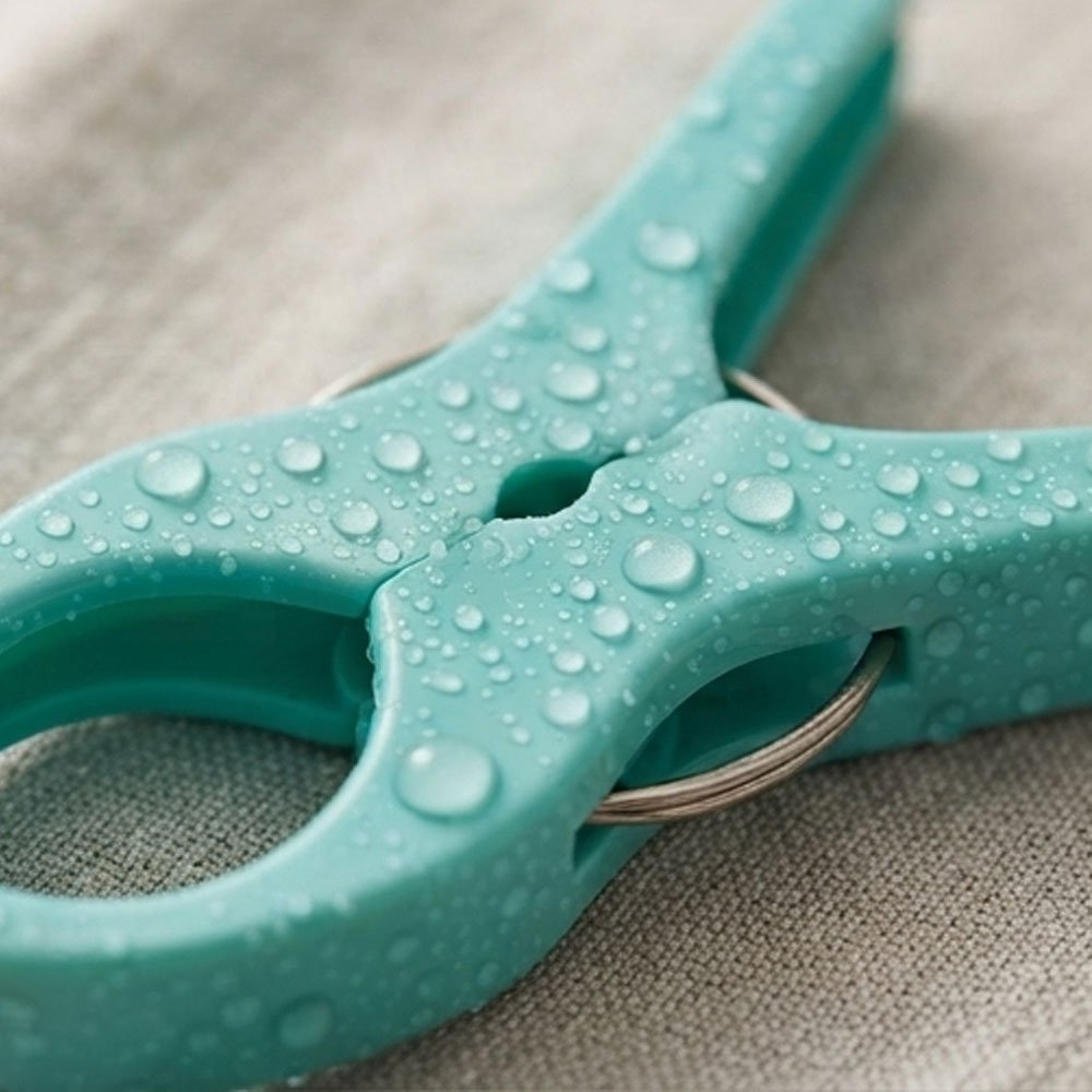 Large Heavy Duty Plastic Clothes Pegs Clamps for Blankets and Quilts - Image 2